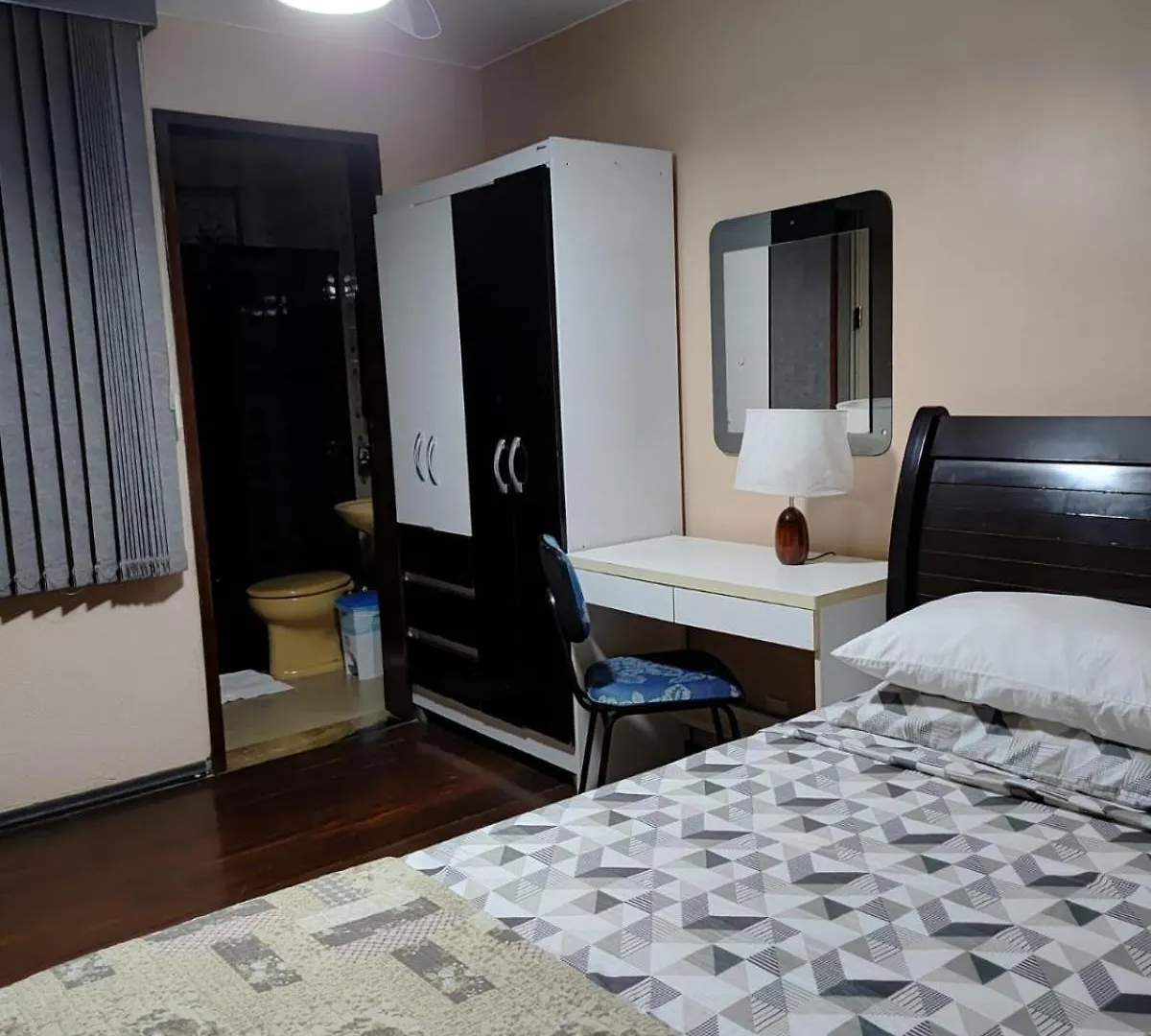 Kzazendf Cama&Cafe Hospedagem Familiar Brasília 2*,