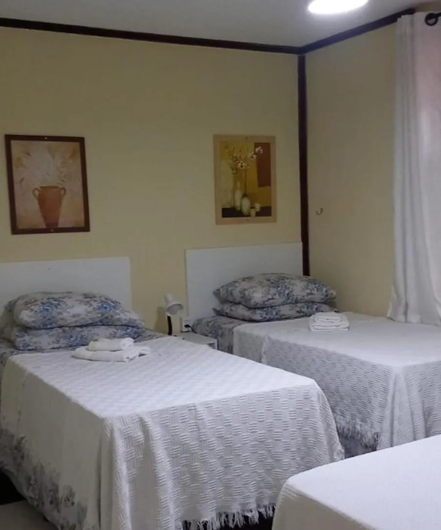 Bed & Breakfast Kzazendf Cama E Cafe Asa Sul