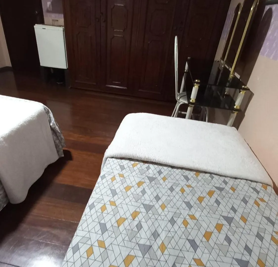 Bed & Breakfast Kzazendf Cama E Cafe Asa Sul