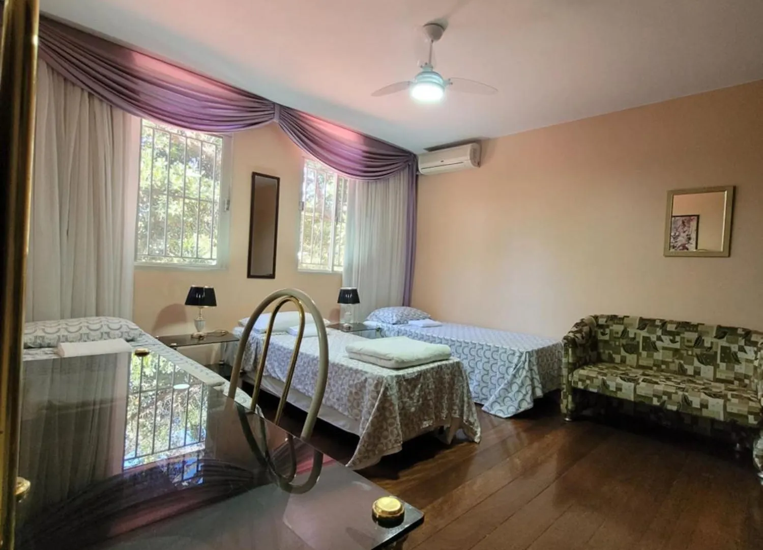Bed & Breakfast Kzazendf Cama E Cafe Asa Sul