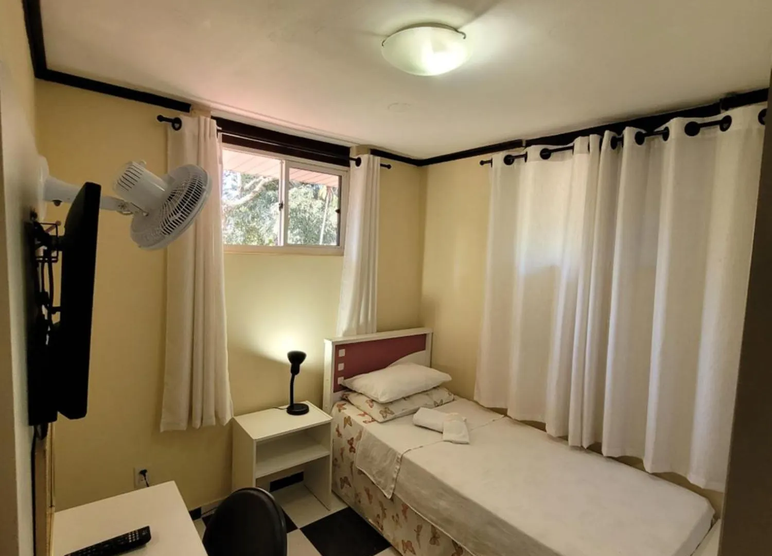 Kzazendf Cama E Cafe Asa Sul